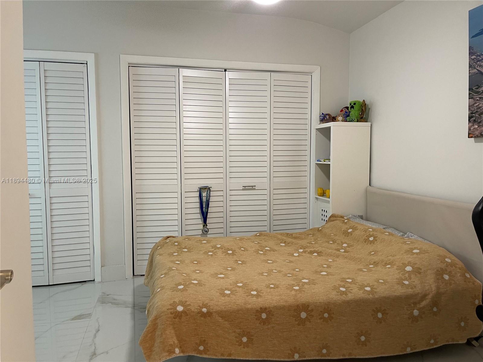 COLEE HAMMOCK - Residential Lease