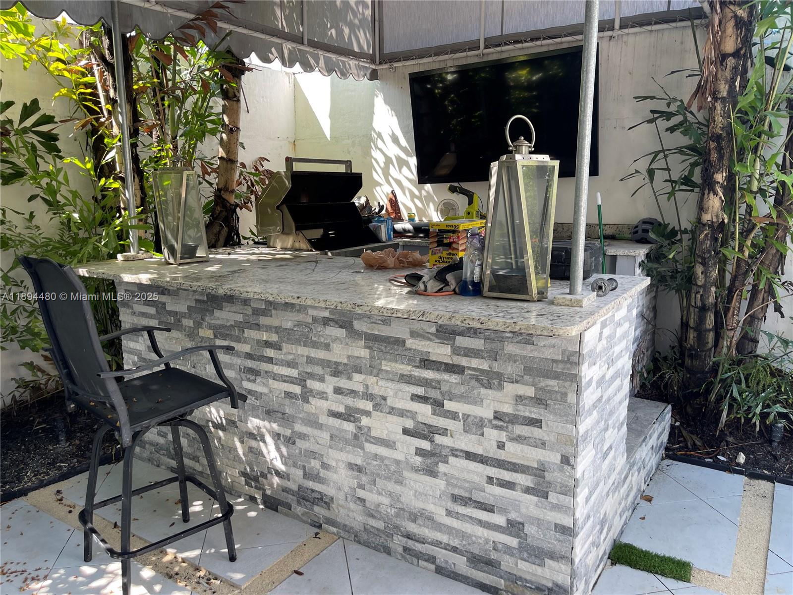 COLEE HAMMOCK - Residential Lease