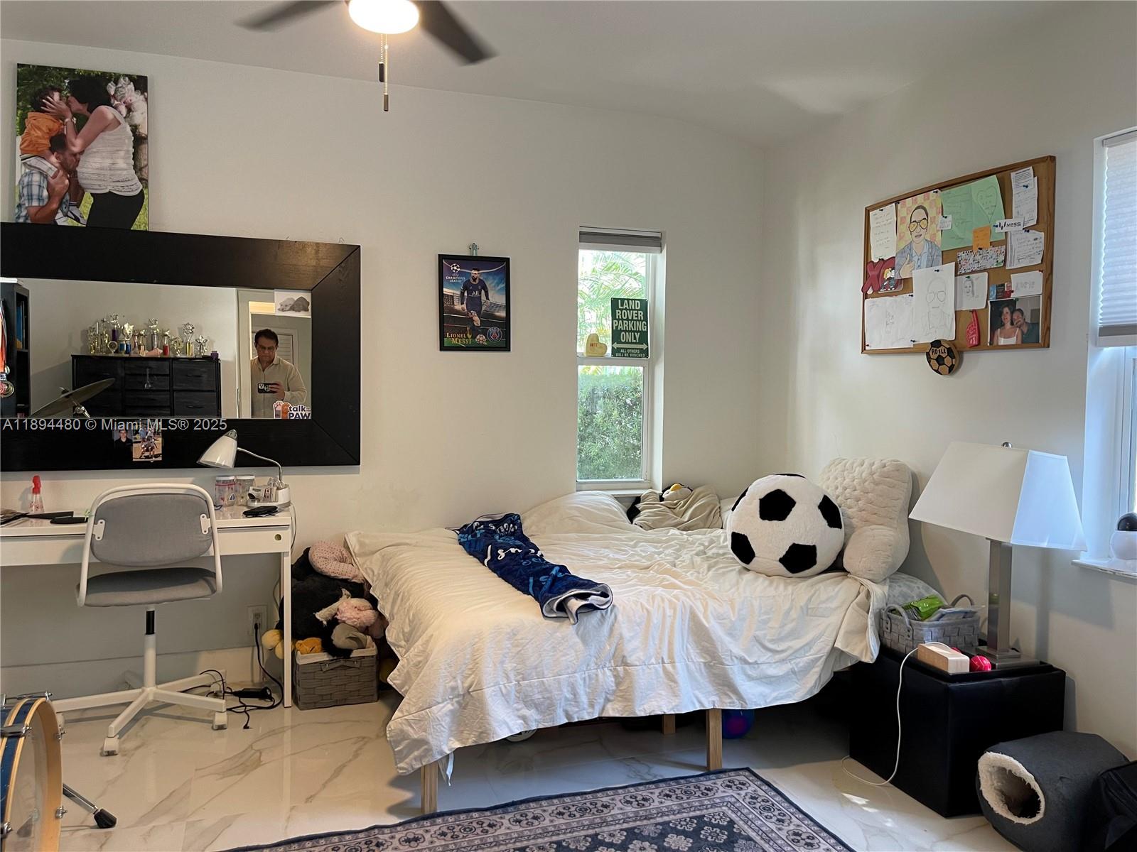 COLEE HAMMOCK - Residential Lease