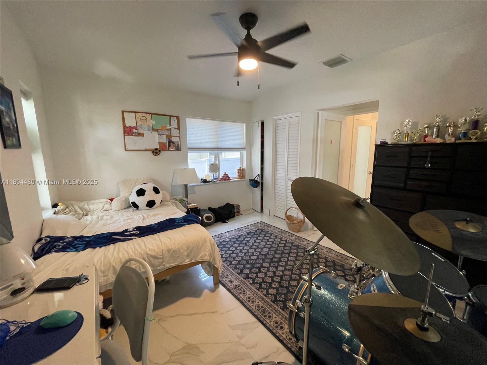 COLEE HAMMOCK - Residential Lease