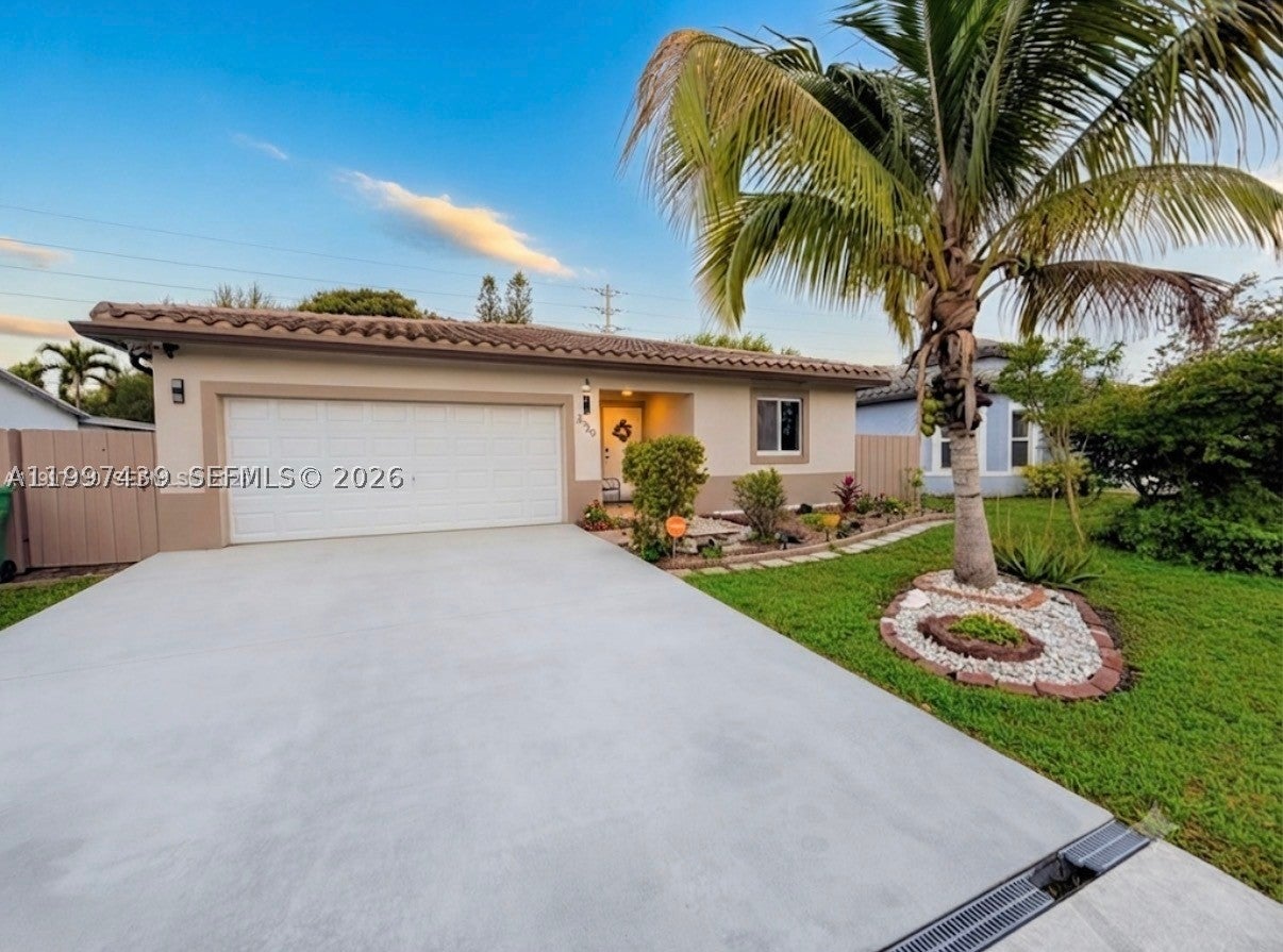 2720 NW 11th St