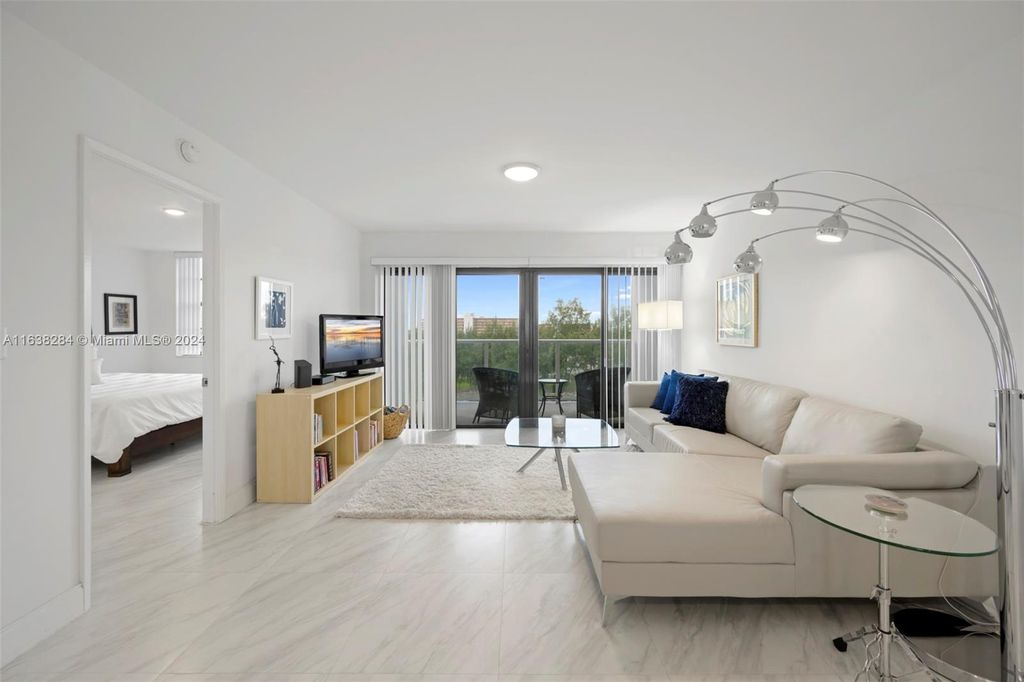 Photo of 1401 N Riverside Dr #702, Pompano Beach, FL 33062 (MLS # A11638284)