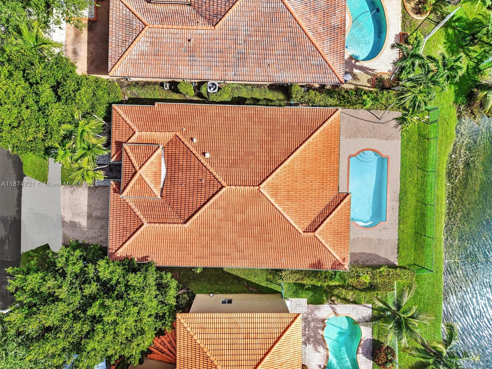 POD 13 AT MONARCH LAKES - Residential