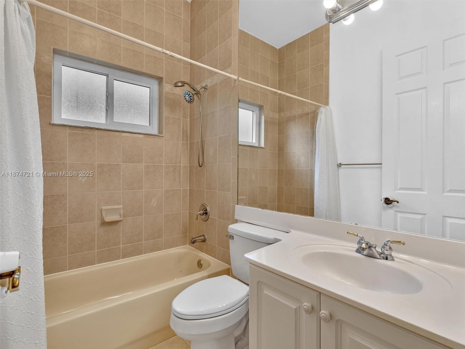 POD 13 AT MONARCH LAKES - Residential