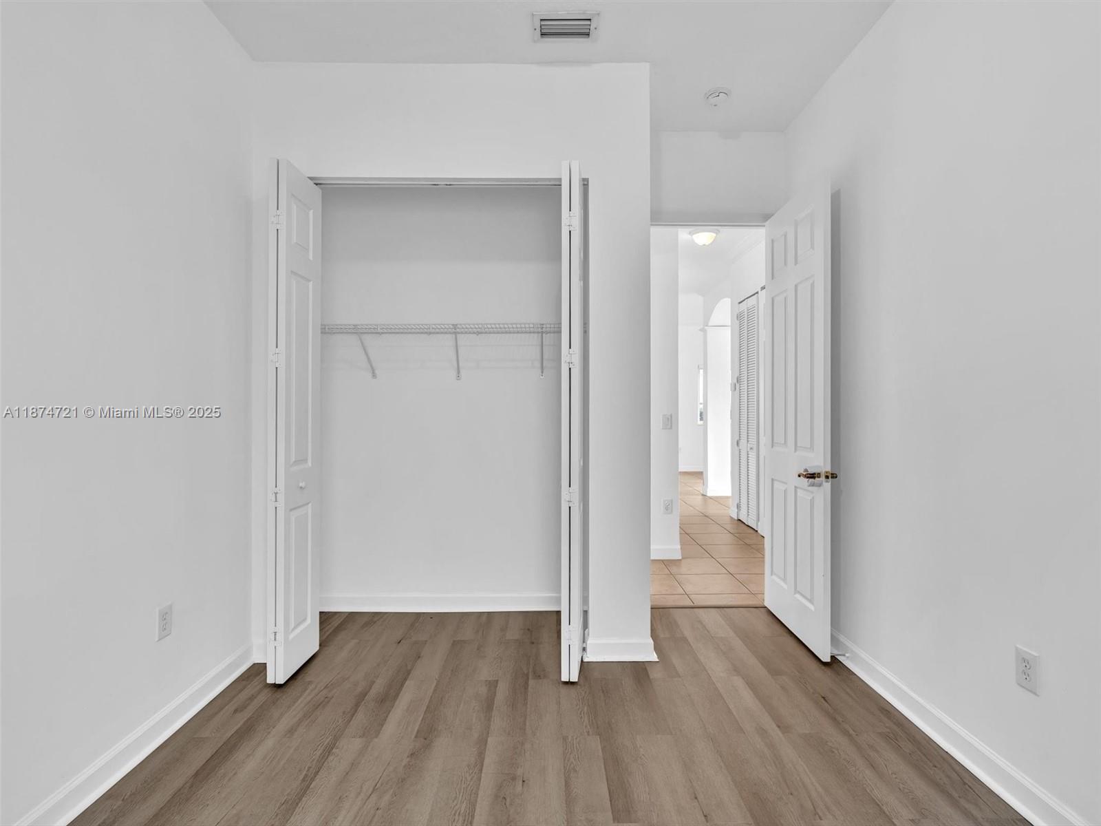 POD 13 AT MONARCH LAKES - Residential