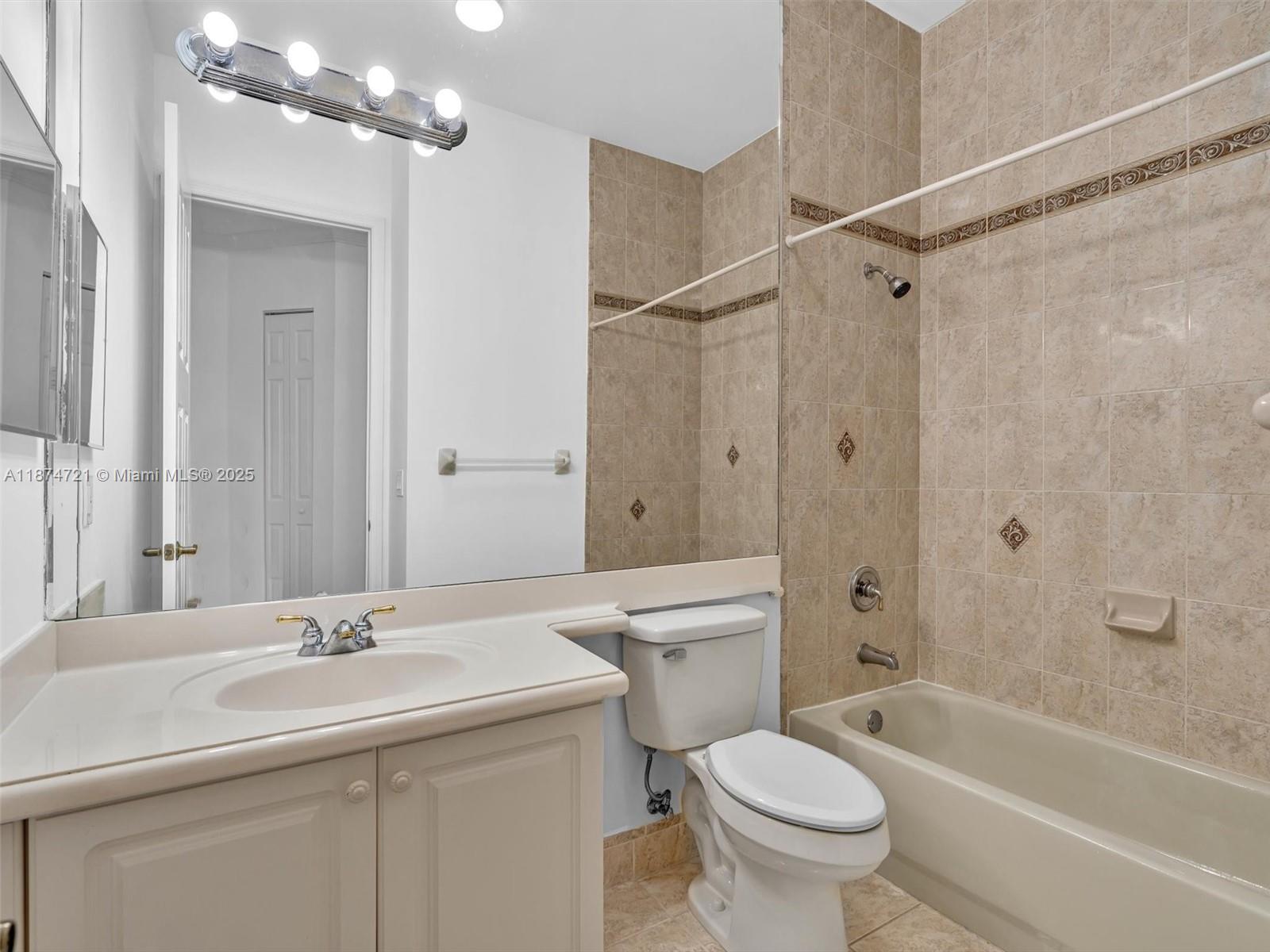 POD 13 AT MONARCH LAKES - Residential