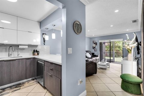 8425 NW 8th St 109 Miami FL 33126