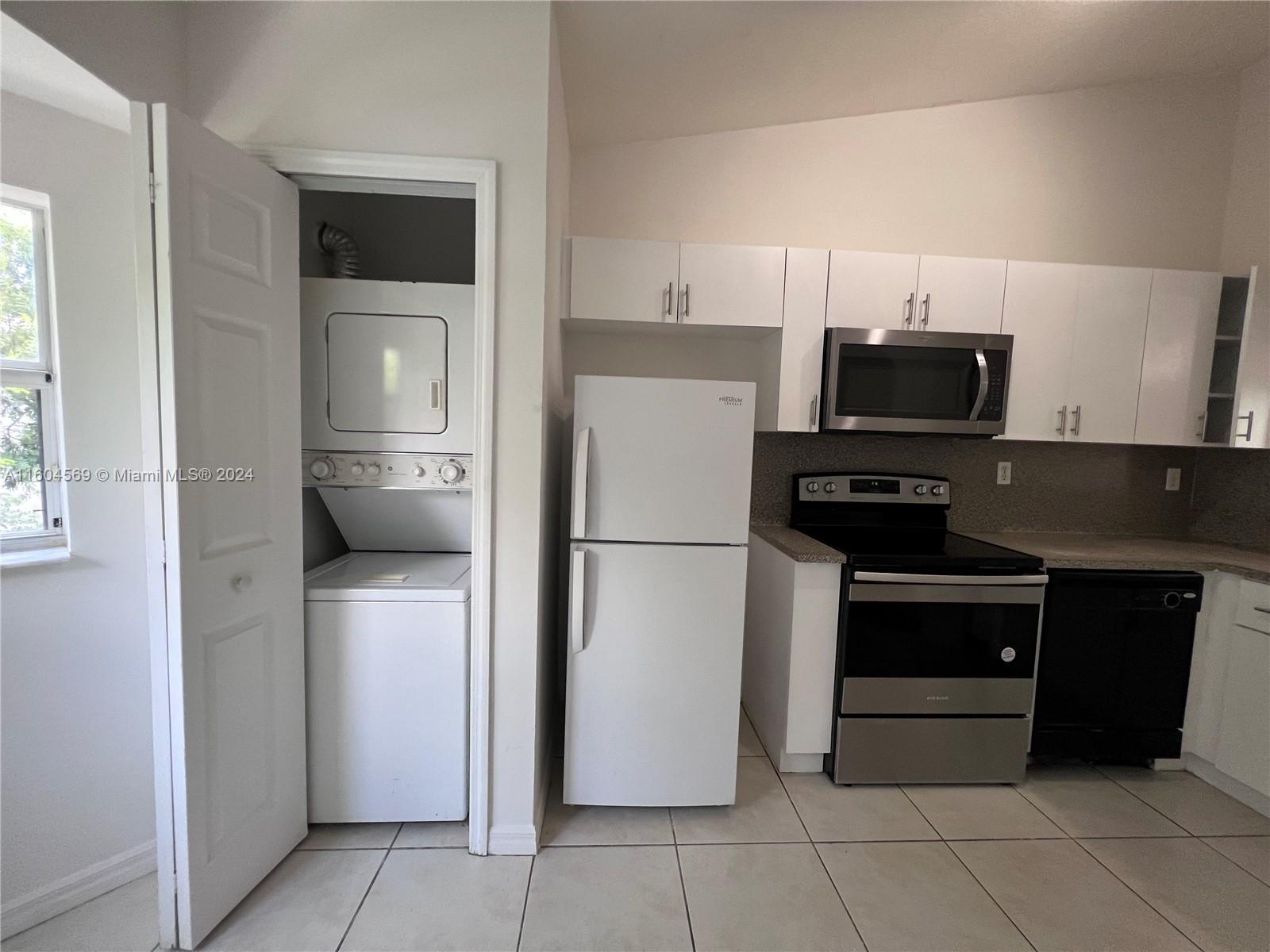 VENETIA GARDENS SOUTH CON - Residential Lease
