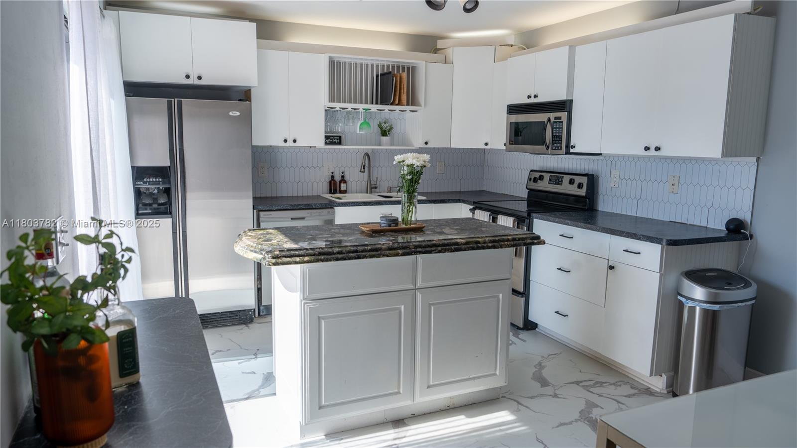 SPRINGDALE HOMES - Residential
