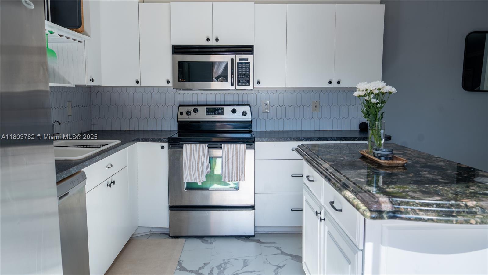 SPRINGDALE HOMES - Residential