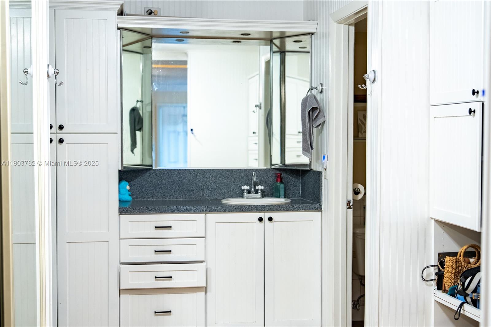 SPRINGDALE HOMES - Residential