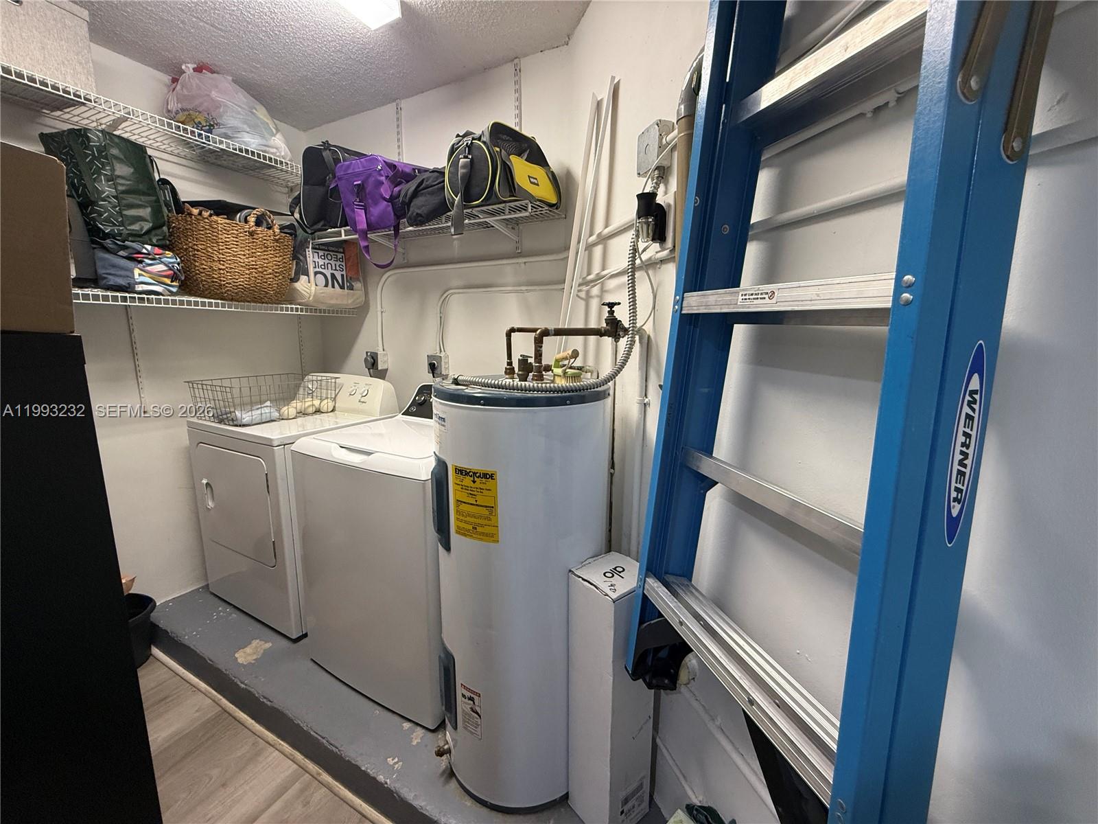 U S LEND LEASE PLAT NO ON - Residential