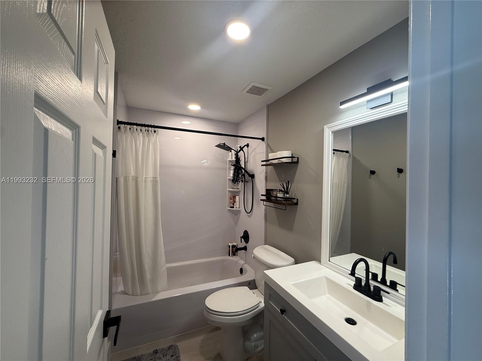 U S LEND LEASE PLAT NO ON - Residential