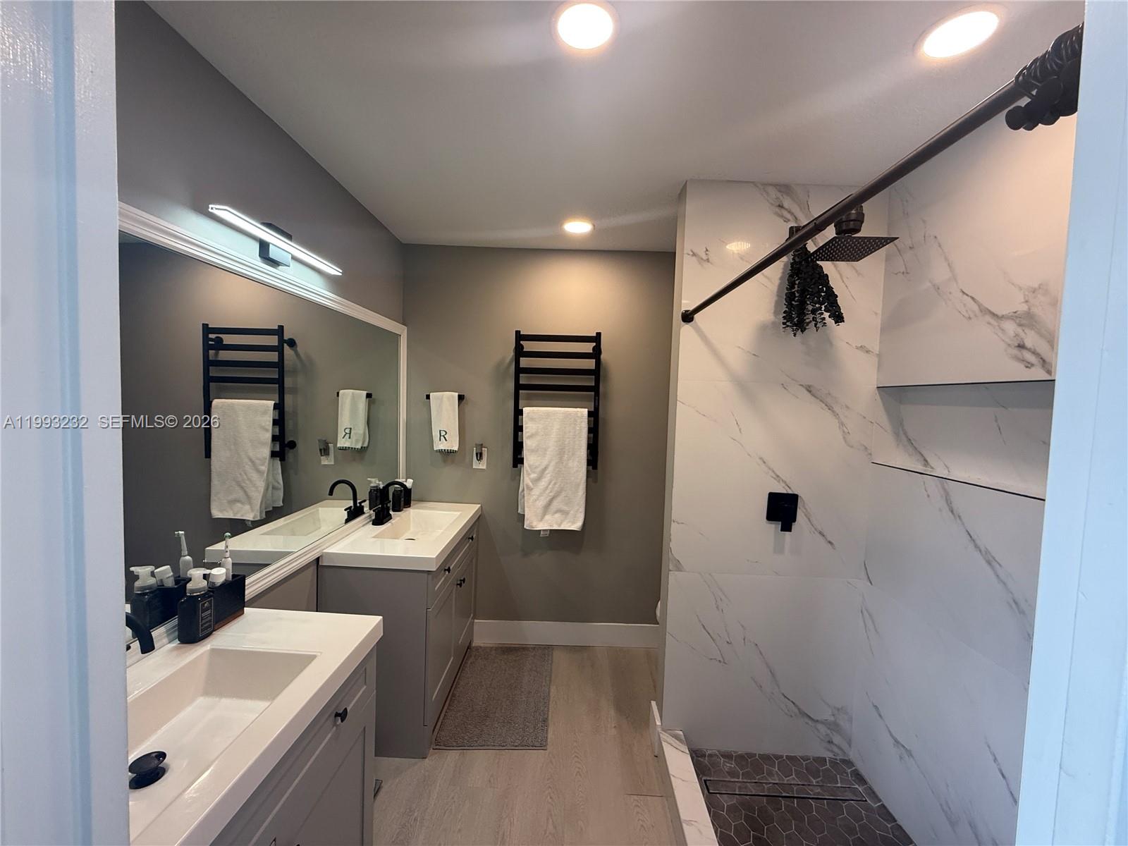 U S LEND LEASE PLAT NO ON - Residential