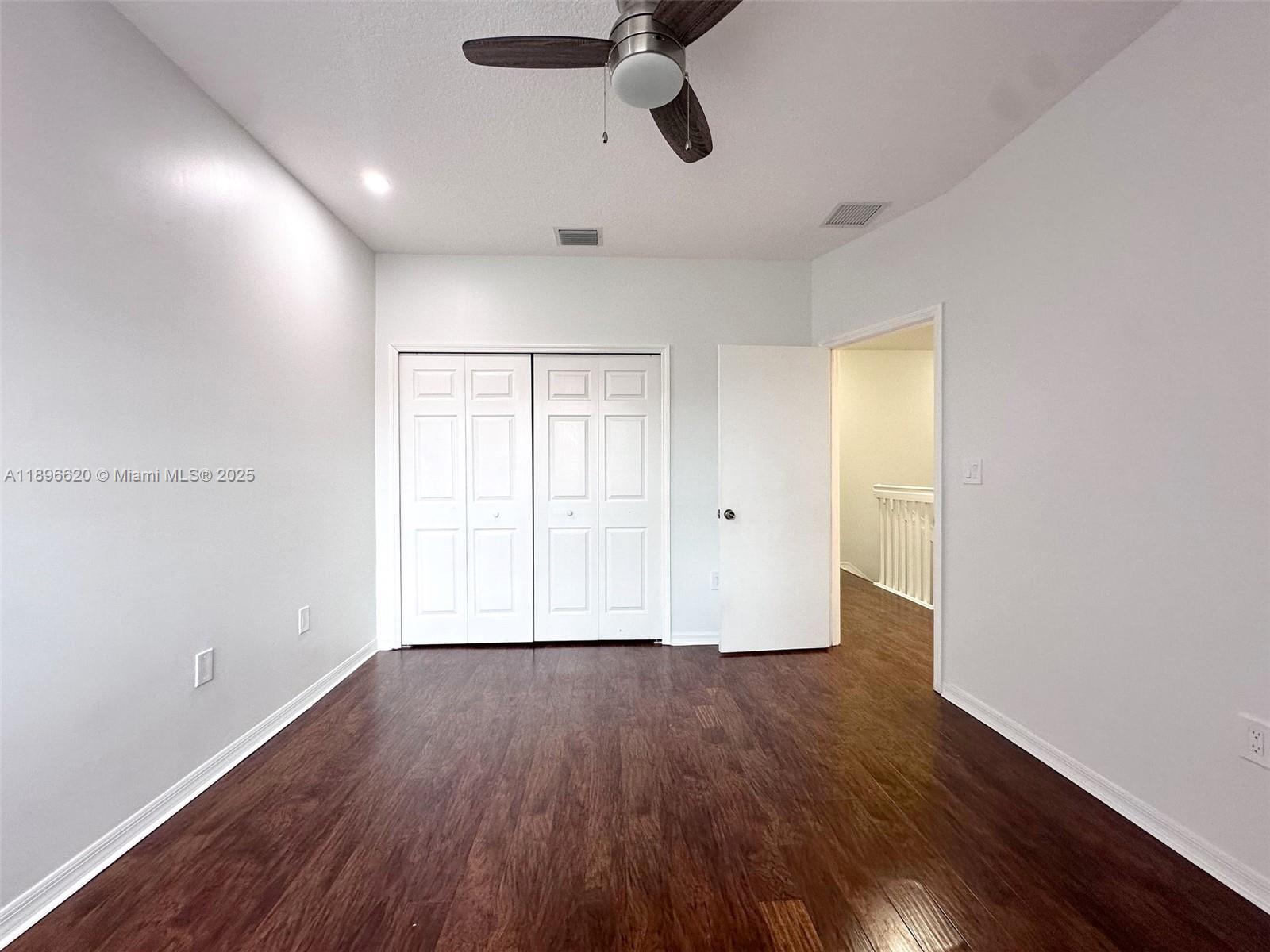 EGRET LAKES ESTATES SEC 4 - Residential Lease