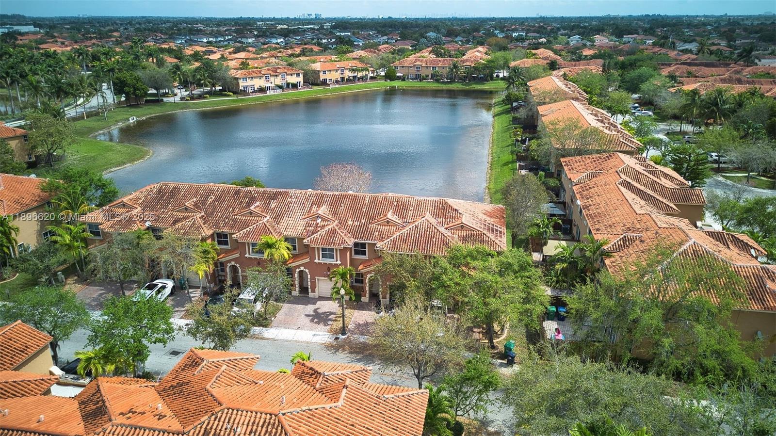EGRET LAKES ESTATES SEC 4 - Residential Lease
