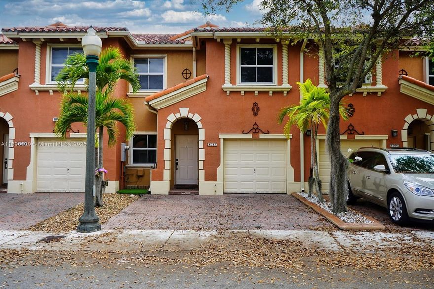 Pristine and spectacular 3-bedroom, 2.5-bath townhouse with a garage located in the sought-after Verona at Venetian Isles community. Step inside and be greeted by a breathtaking lake view from the moment you open the front door! This spacious and well-maintained home features: a bright, open layout; a convenient half bath downstairs; all bedrooms and full bathrooms upstairs; a dedicated laundry room; and a beautiful terrace overlooking the tranquil lake—perfect for relaxing or entertaining.