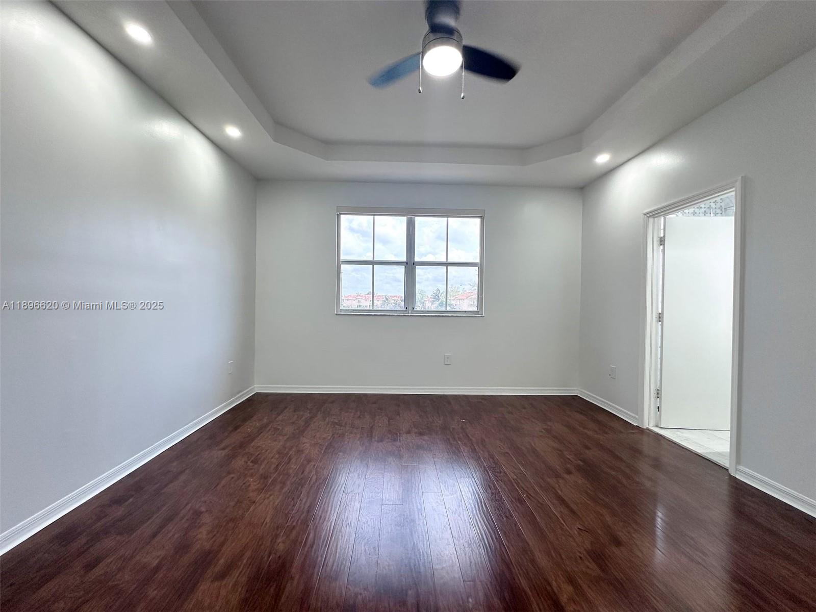 EGRET LAKES ESTATES SEC 4 - Residential Lease