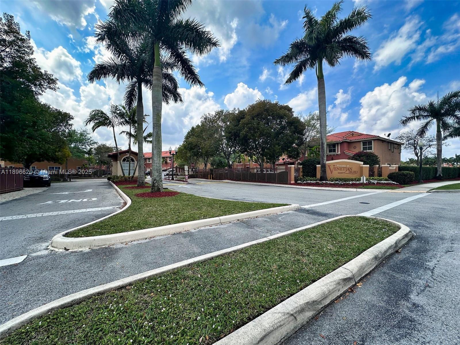 EGRET LAKES ESTATES SEC 4 - Residential Lease