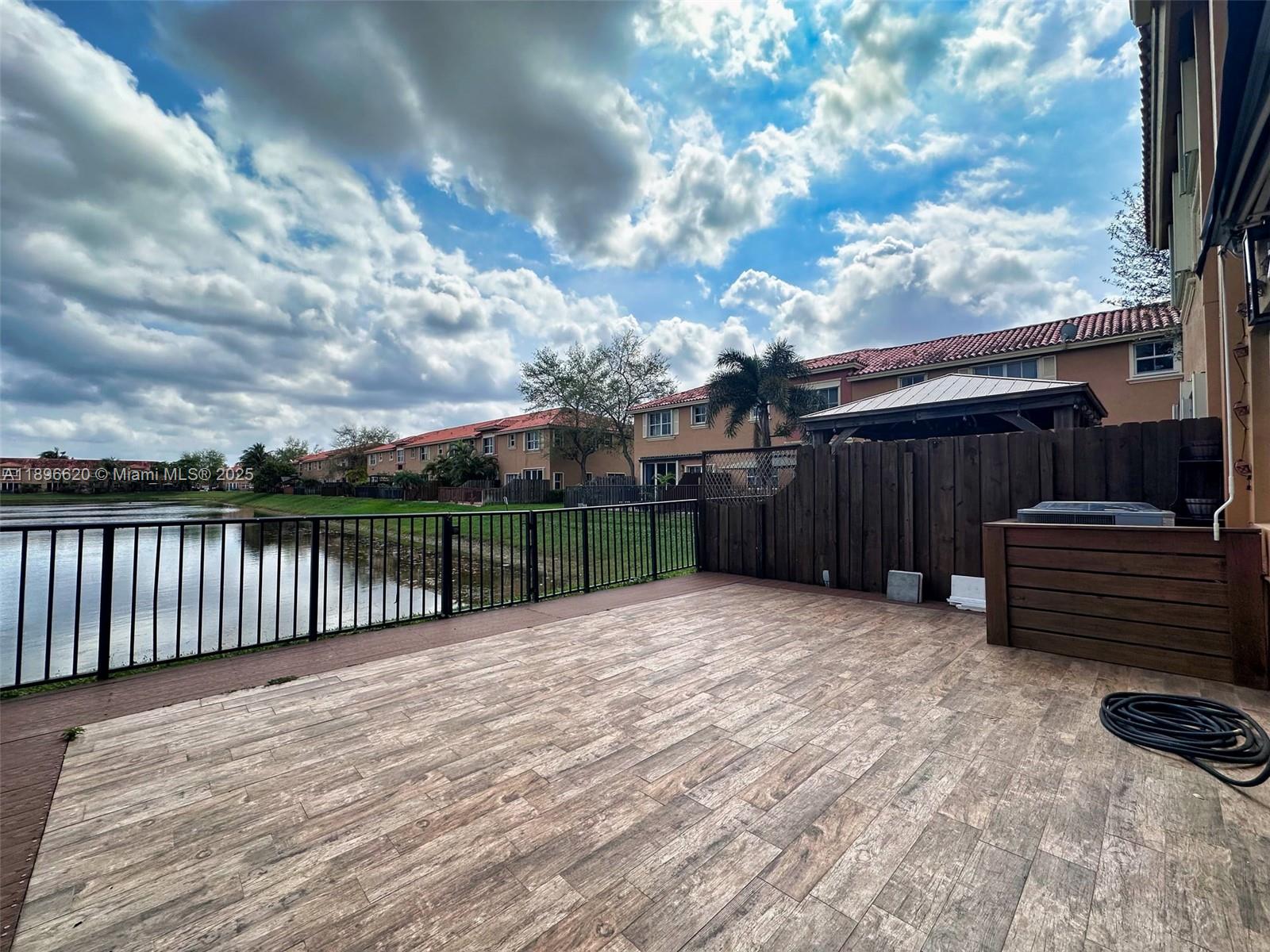 EGRET LAKES ESTATES SEC 4 - Residential Lease