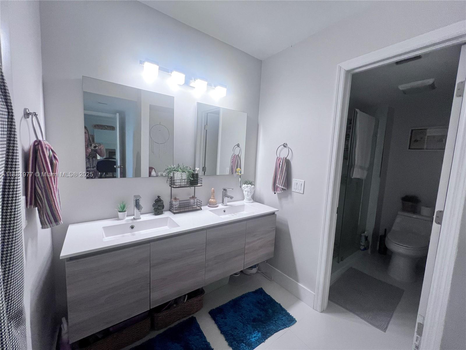 GARDENS AT BONAVENTURE 14 - Residential