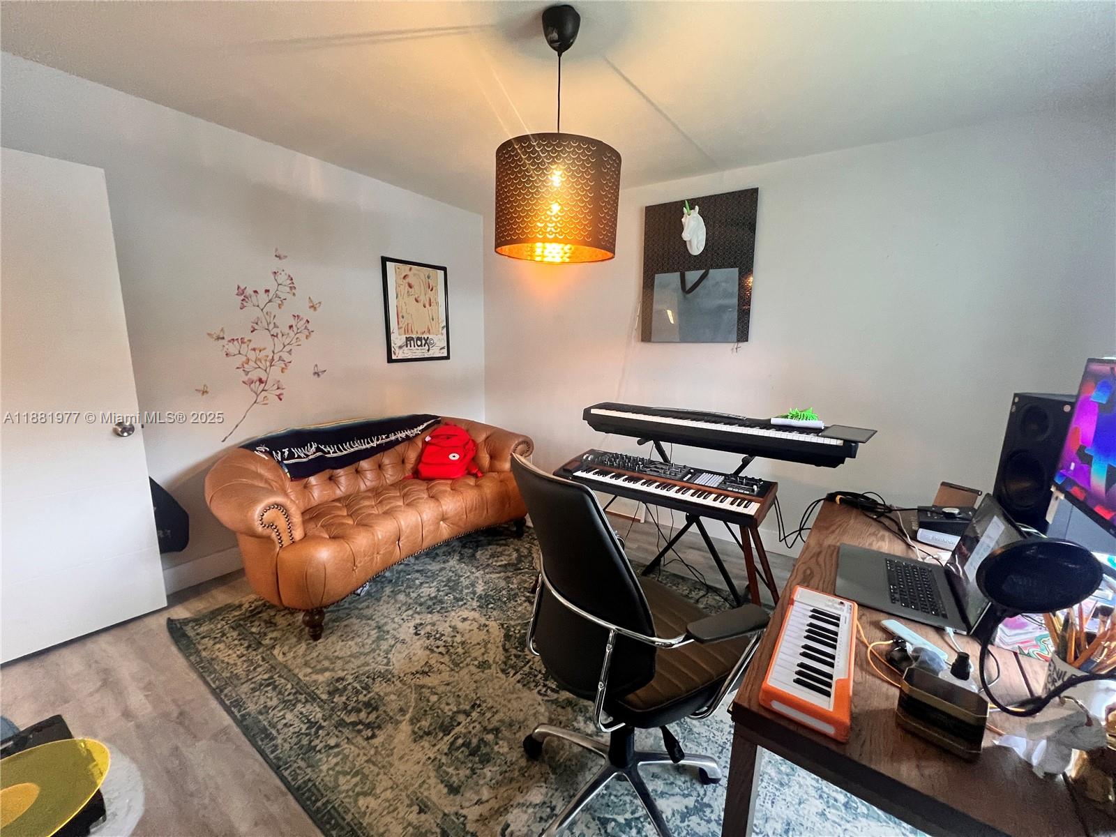 GARDENS AT BONAVENTURE 14 - Residential