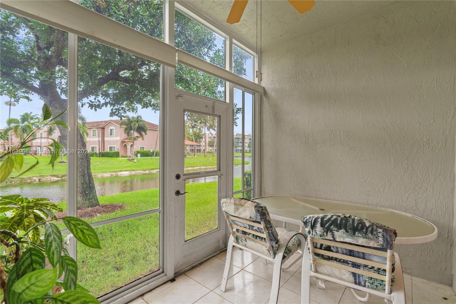 EXETER - Residential