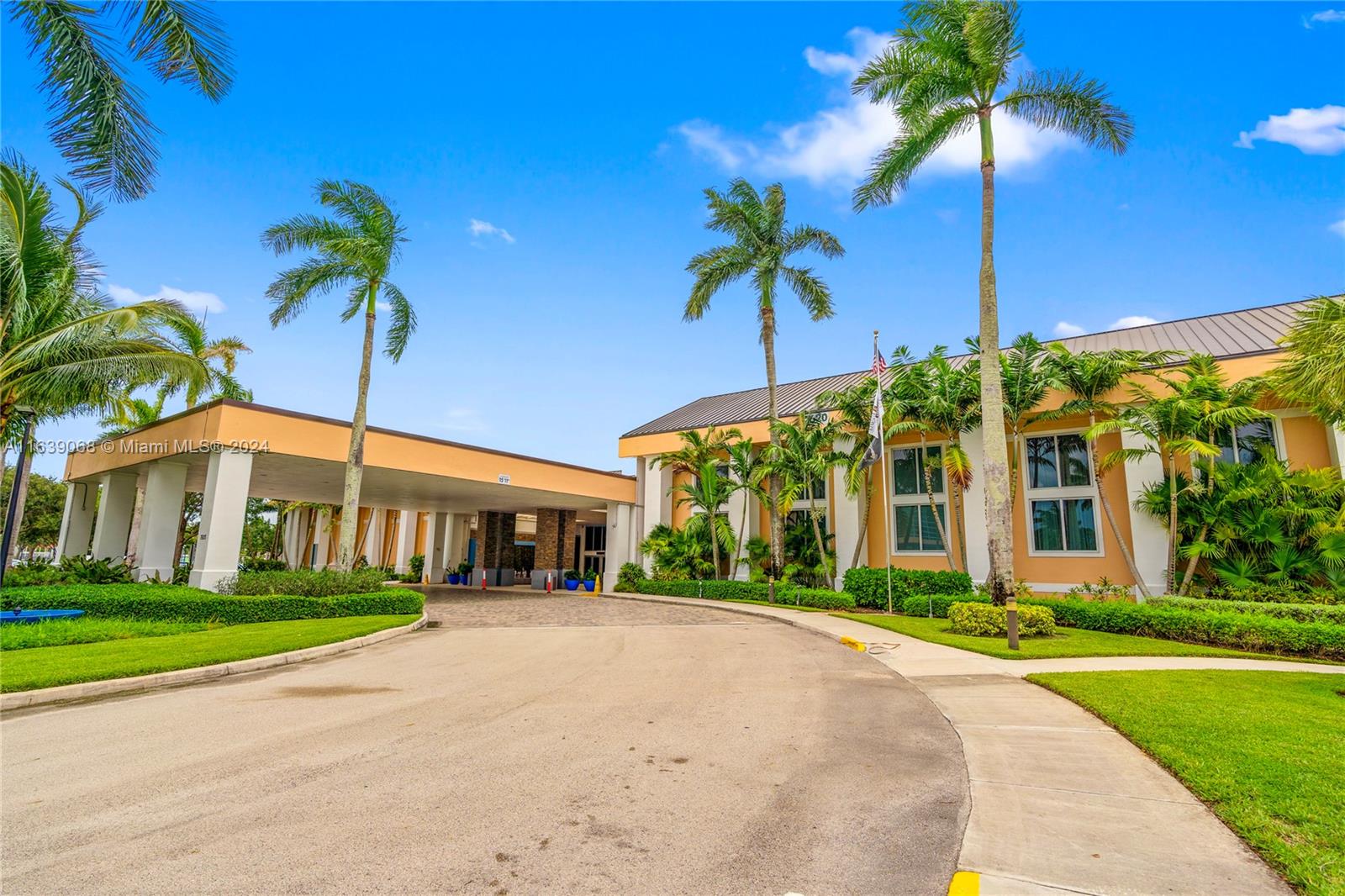 EXETER - Residential