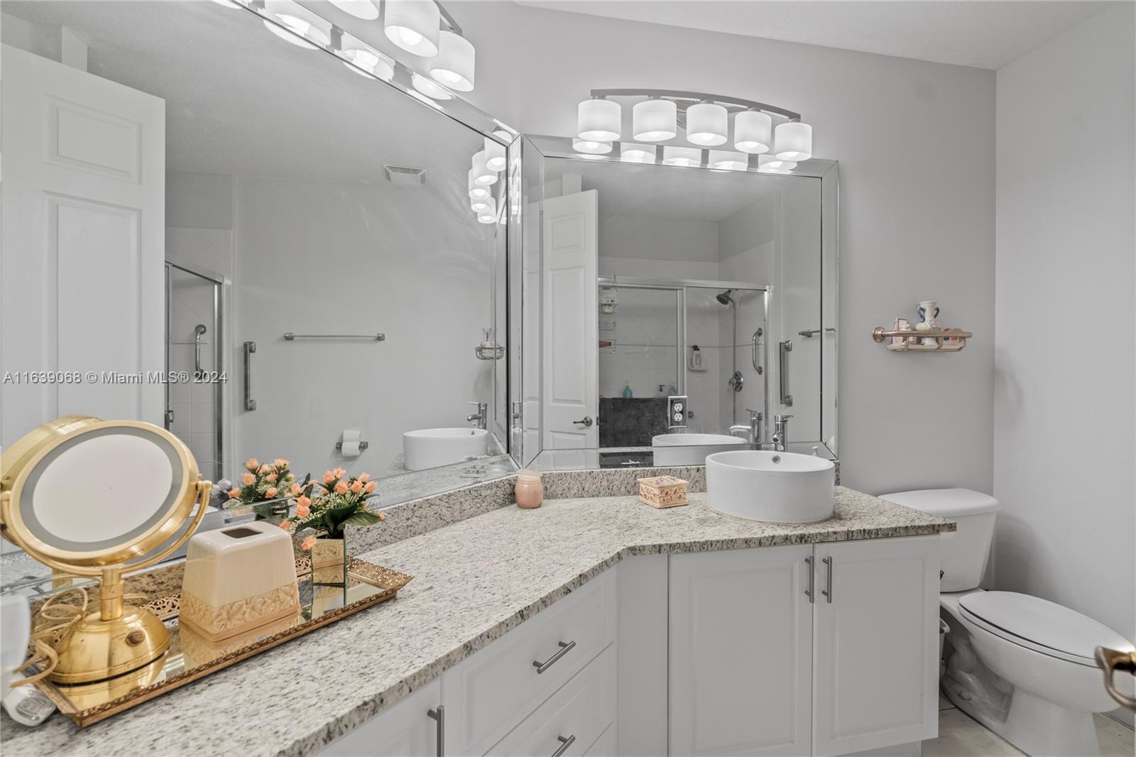 EXETER - Residential