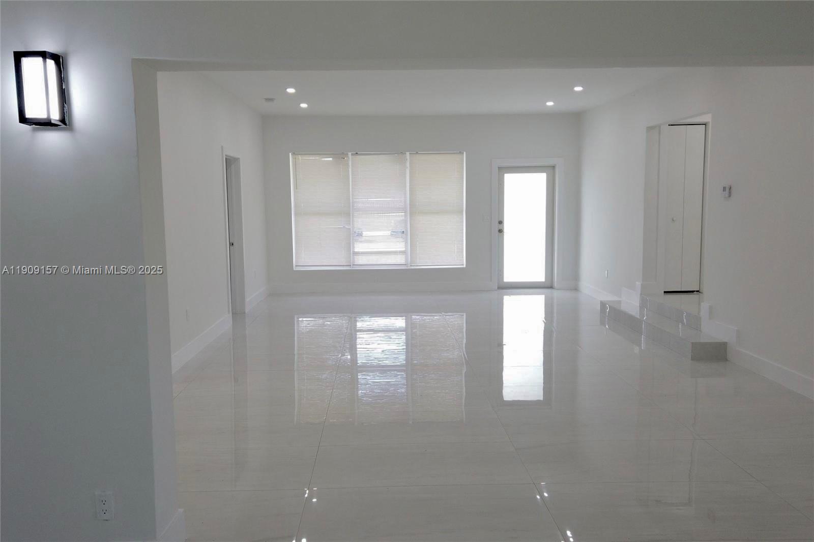 IVES ESTATES SEC 2 - Residential