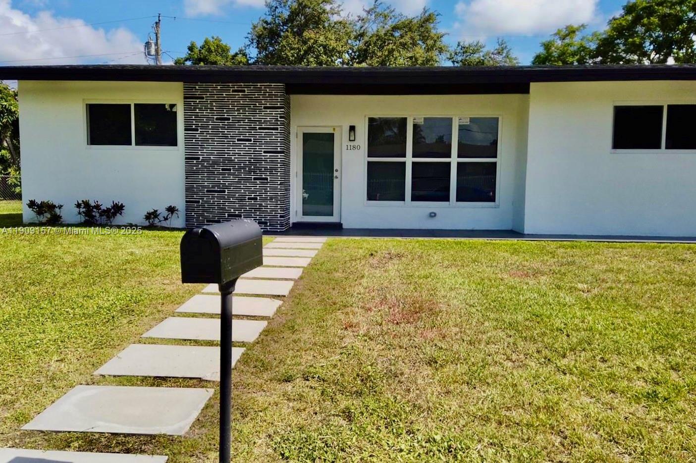 IVES ESTATES SEC 2 - Residential