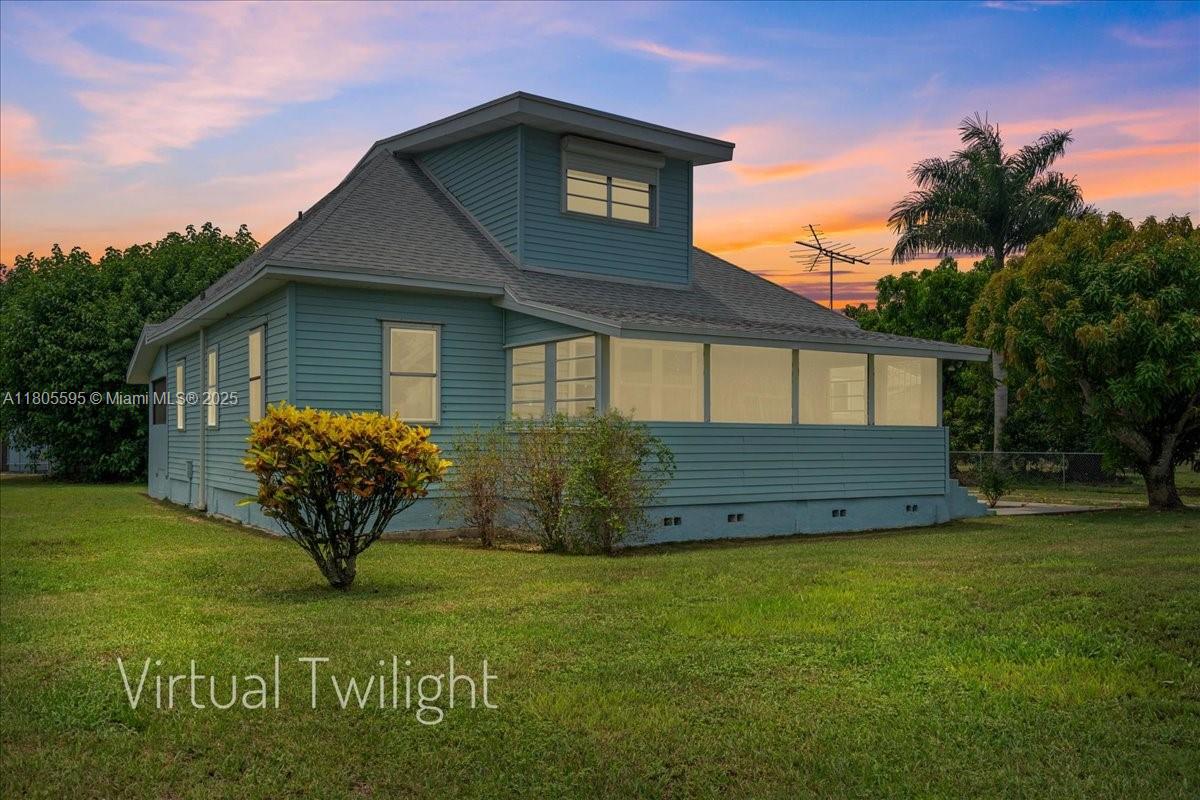 Property for Sale at 27000 Sw 187th Ave, Homestead, Miami-Dade County, Florida - Bedrooms: 4 
Bathrooms: 2  - $1,200,000