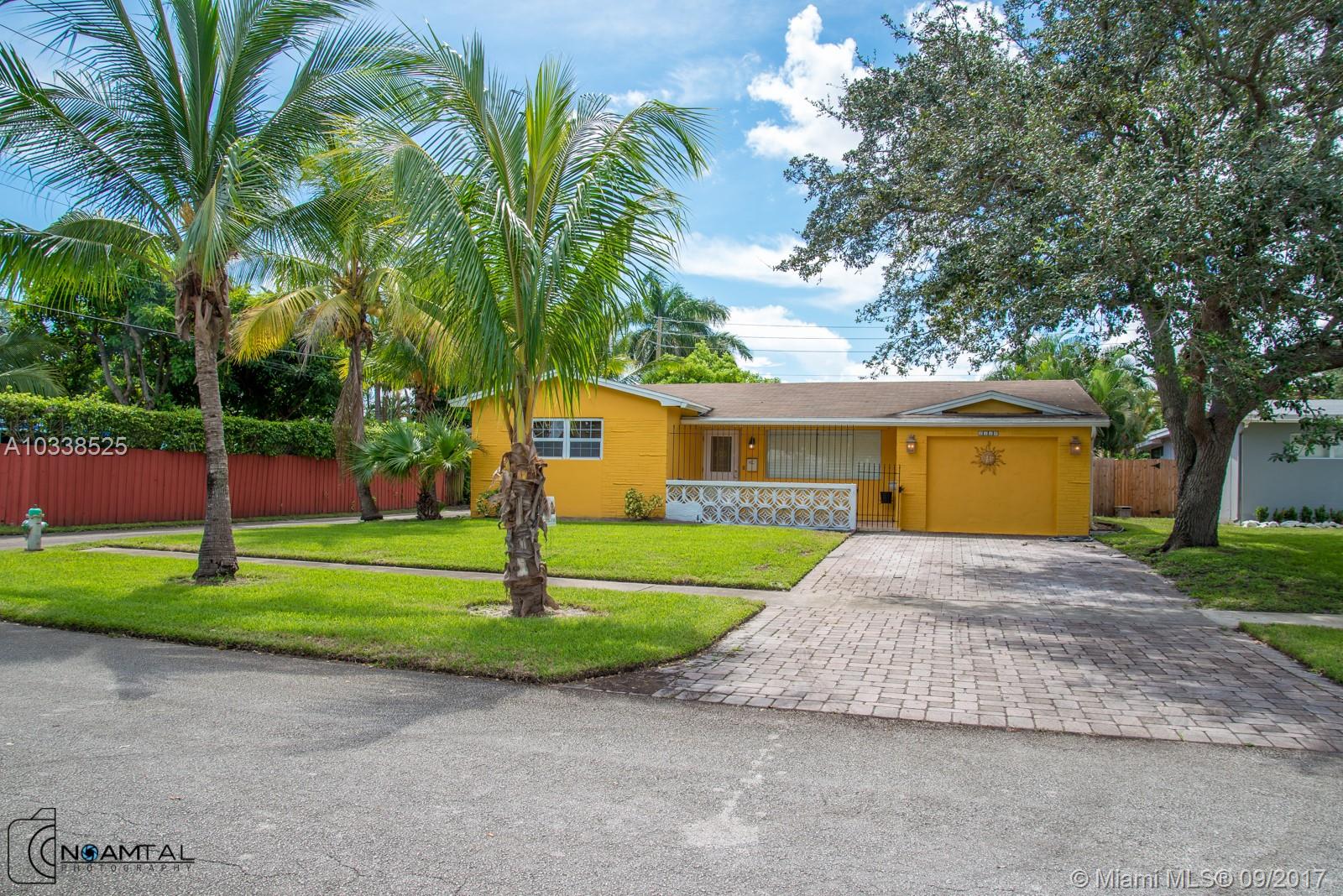 HOLLYWOOD HILLS AMEN PLAT - Residential