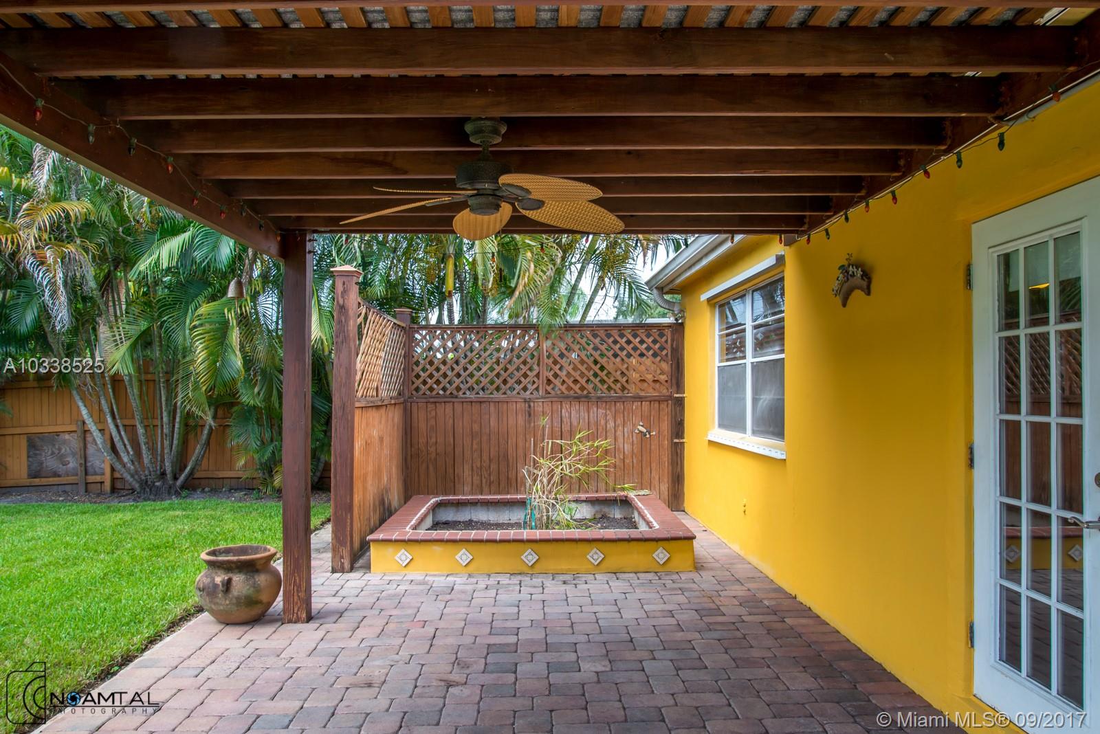 HOLLYWOOD HILLS AMEN PLAT - Residential