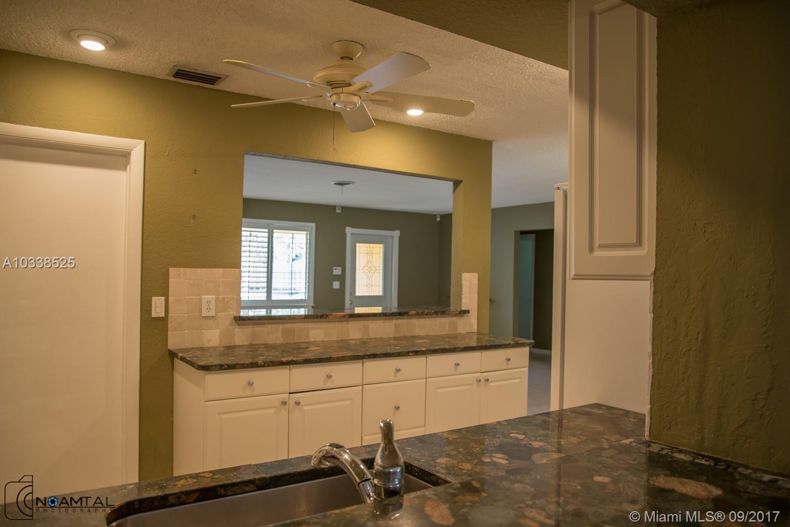 HOLLYWOOD HILLS AMEN PLAT - Residential