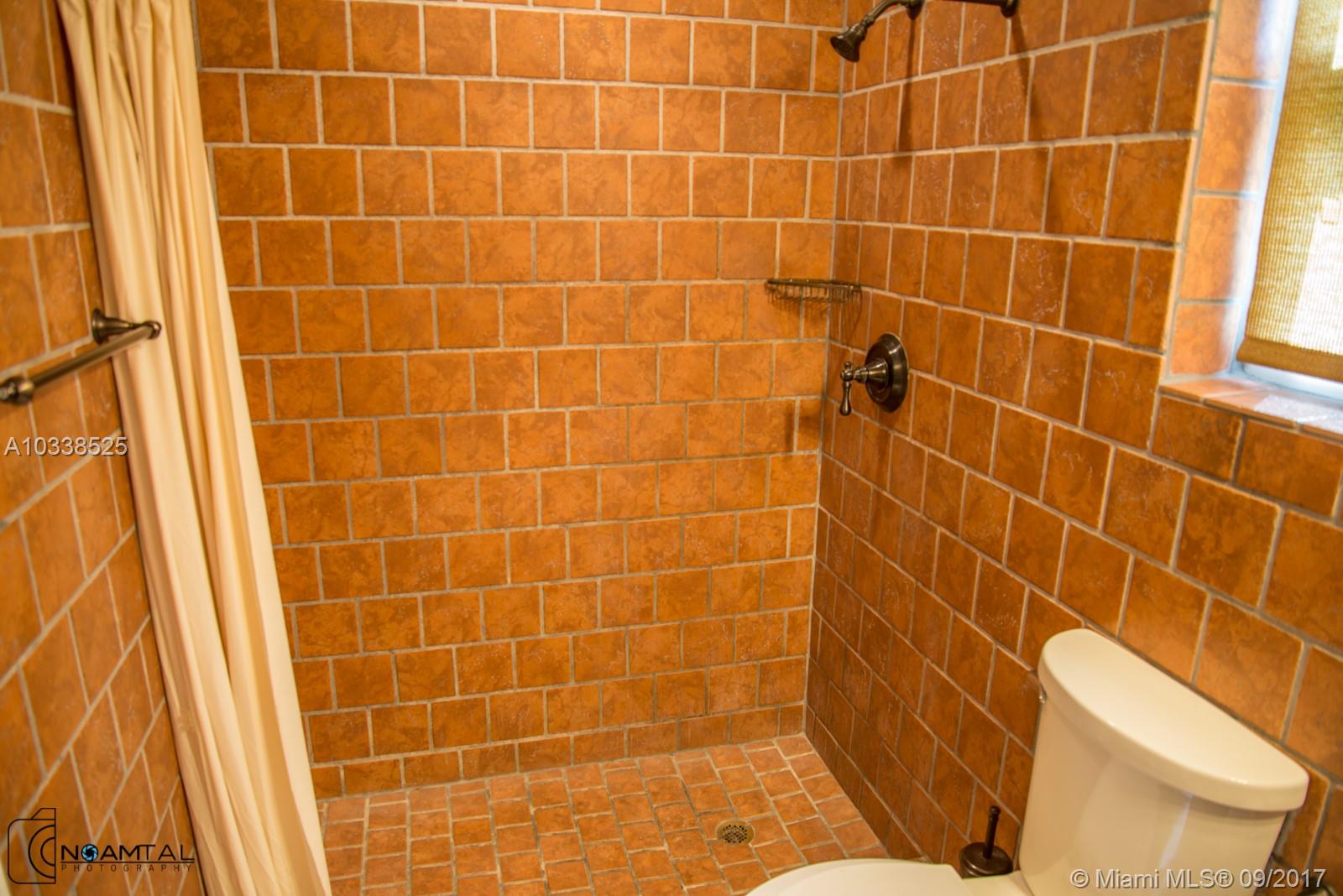 HOLLYWOOD HILLS AMEN PLAT - Residential