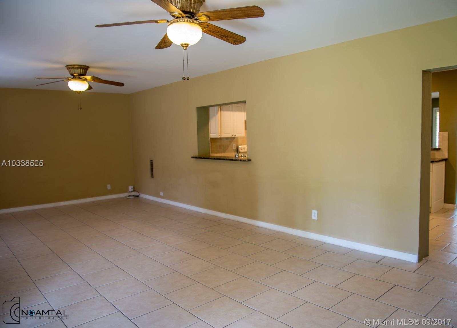 HOLLYWOOD HILLS AMEN PLAT - Residential