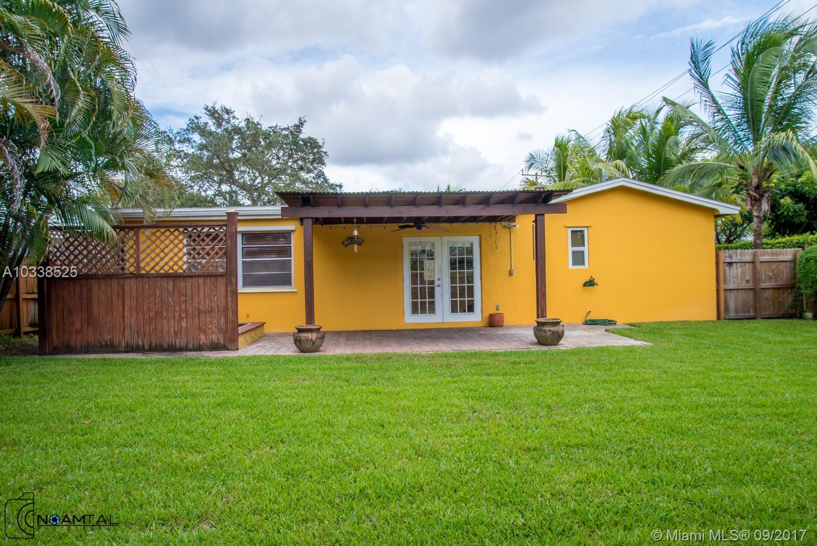 HOLLYWOOD HILLS AMEN PLAT - Residential