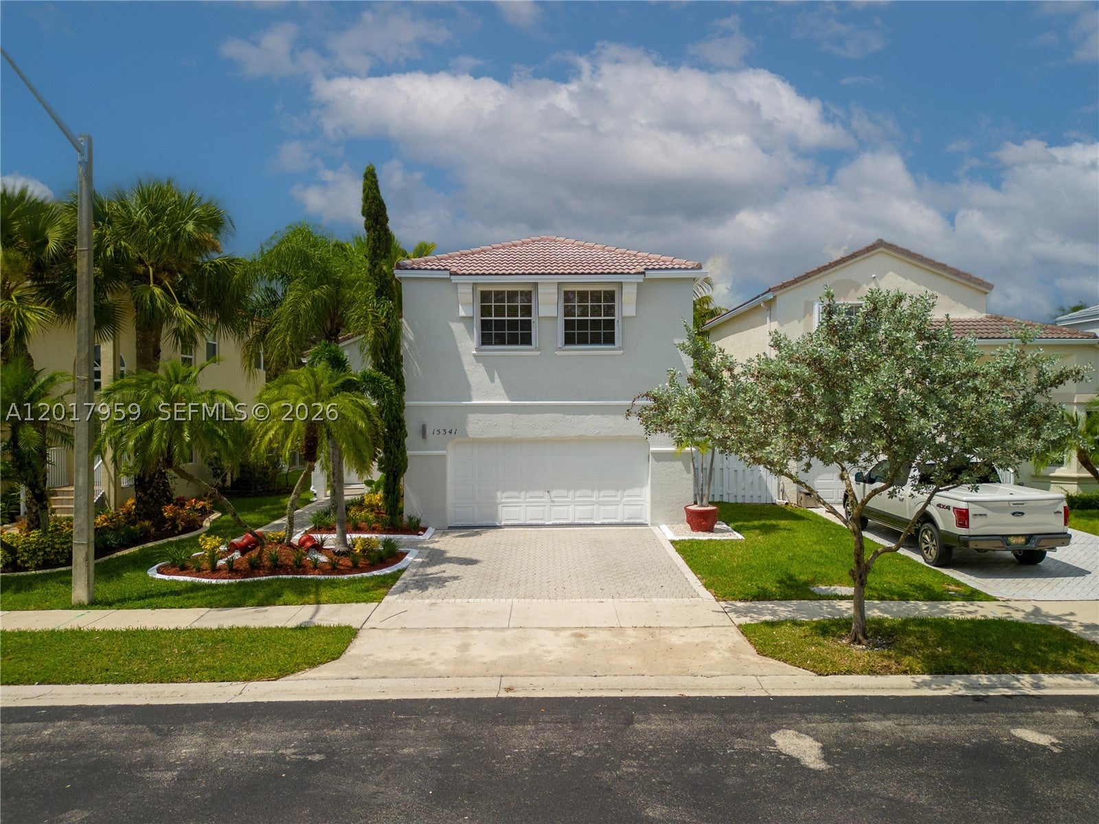 15341 NW 4 St
