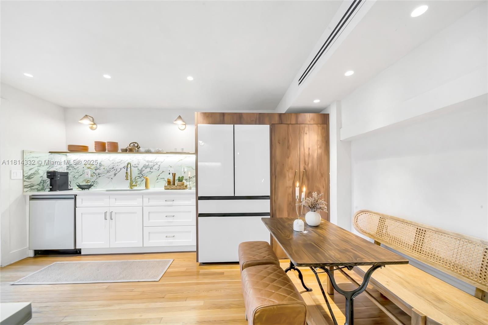 CROISSANT PARK RIVER SEC - Residential