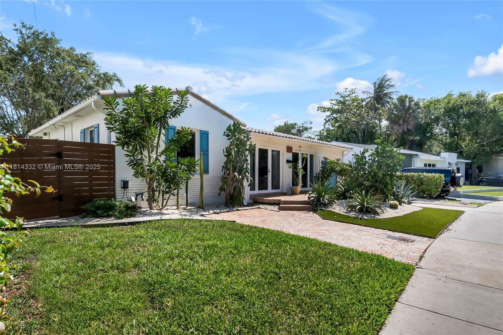 CROISSANT PARK RIVER SEC - Residential