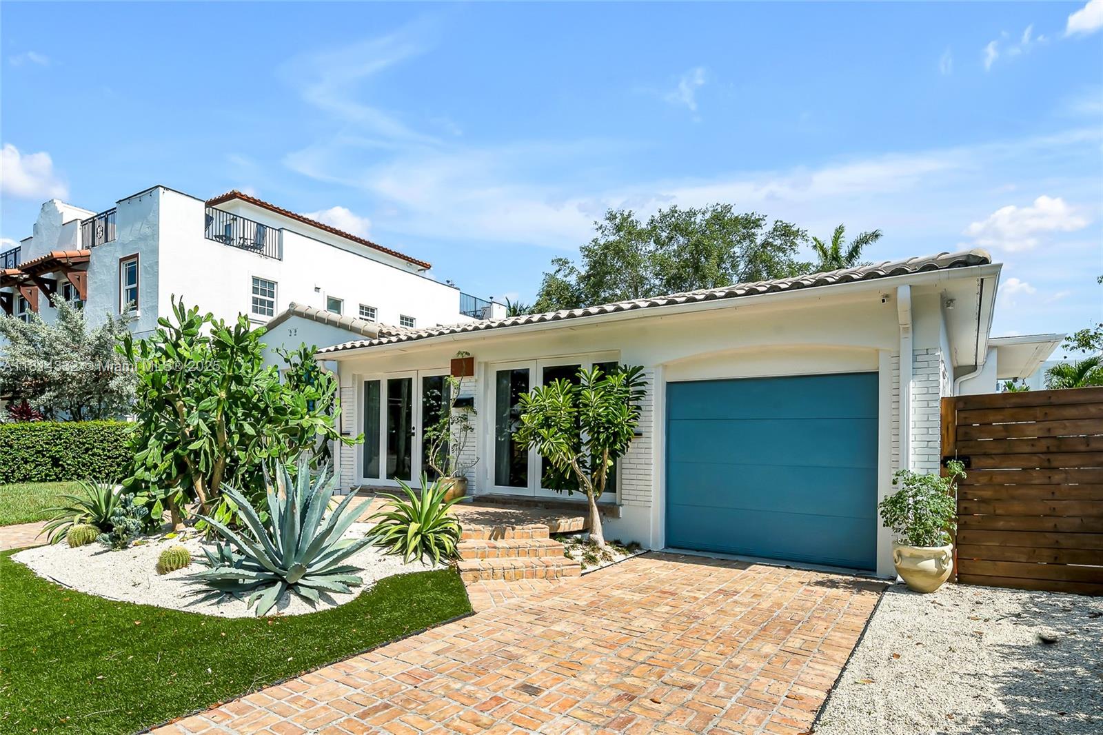 CROISSANT PARK RIVER SEC - Residential