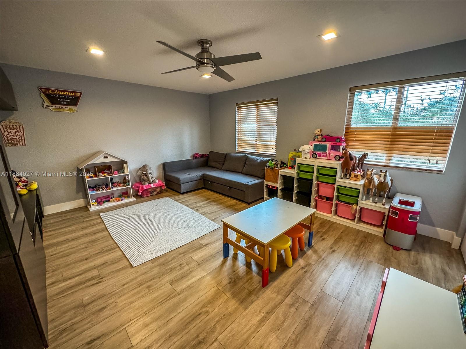 SECTOR 2-PARCELS 17 18 19 - Residential