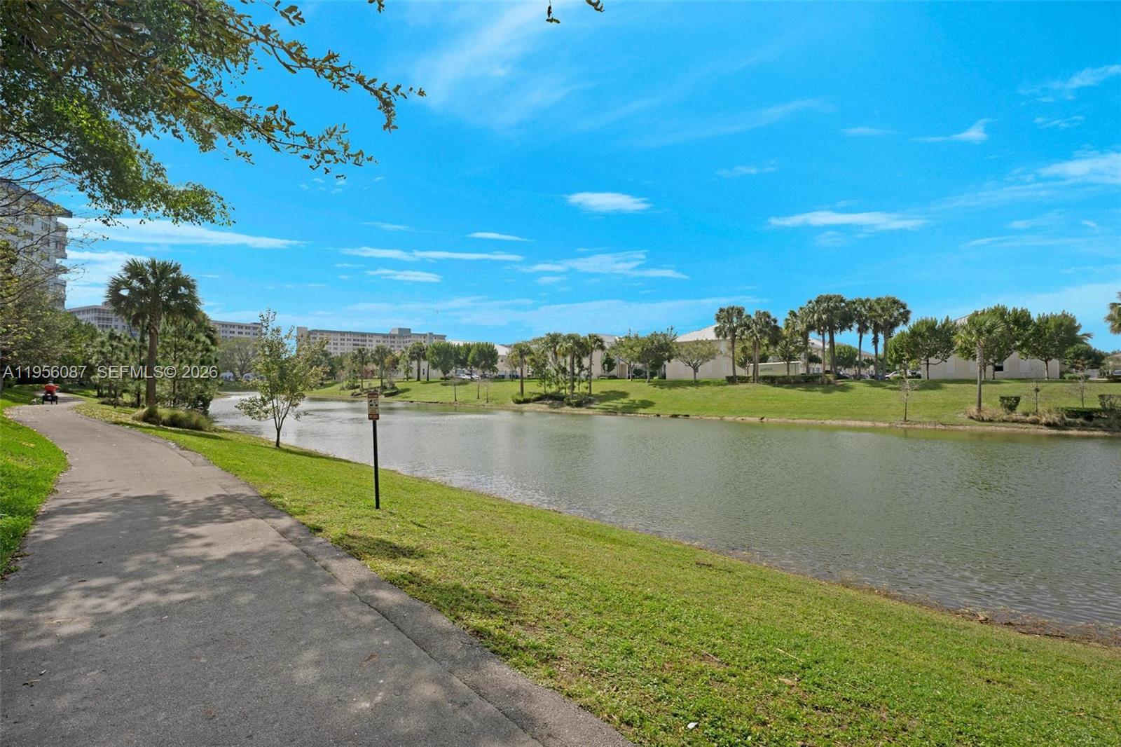 HILLCREST EAST NO 27 COND - Residential