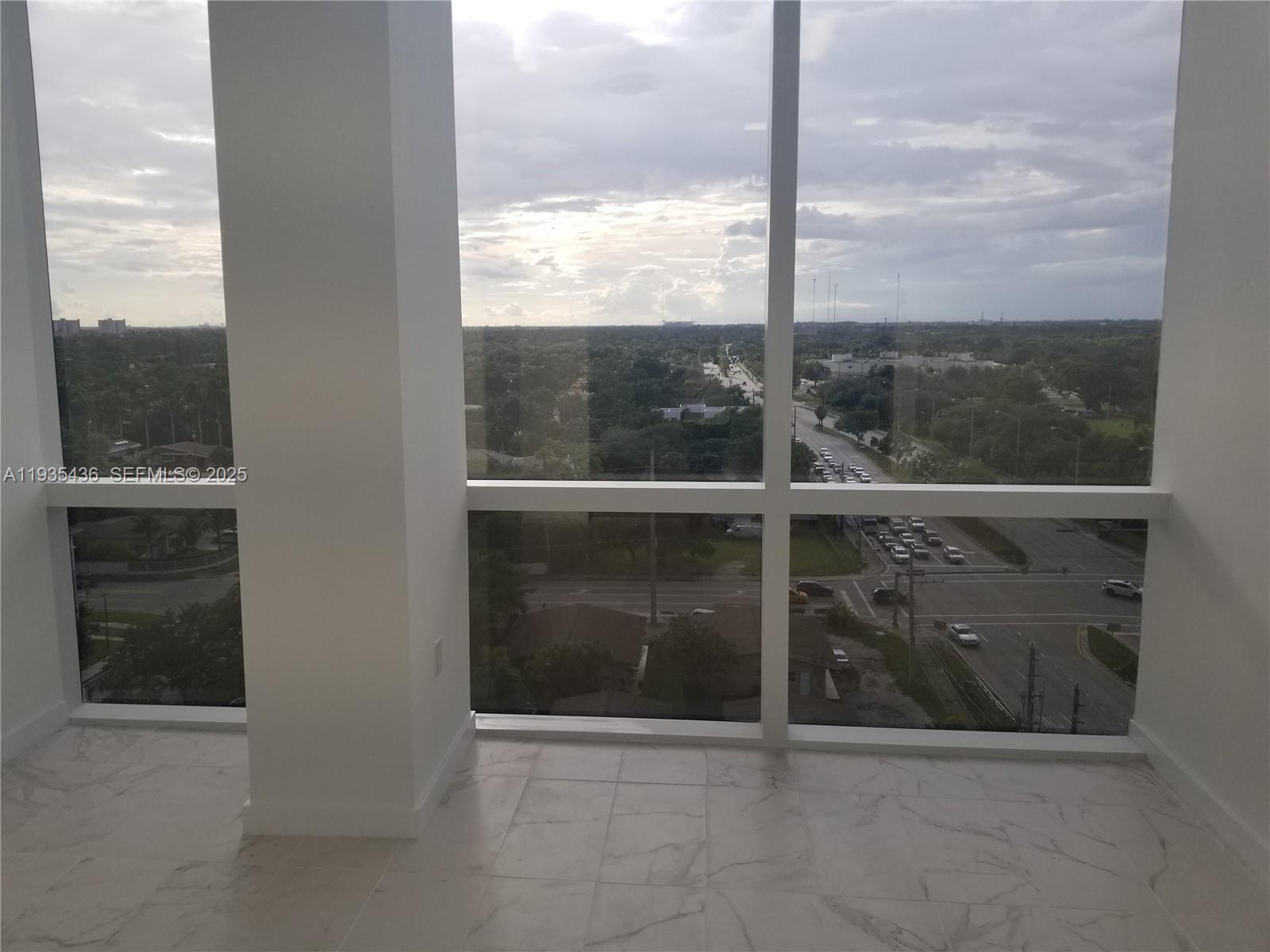 20200 W Dixie Hwy 901 Hwy