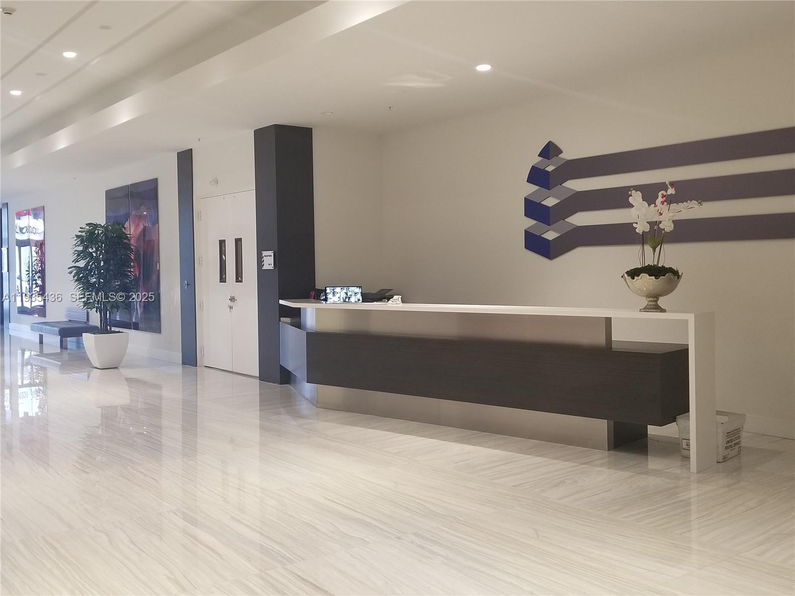 20200 W Dixie Hwy 901 Hwy