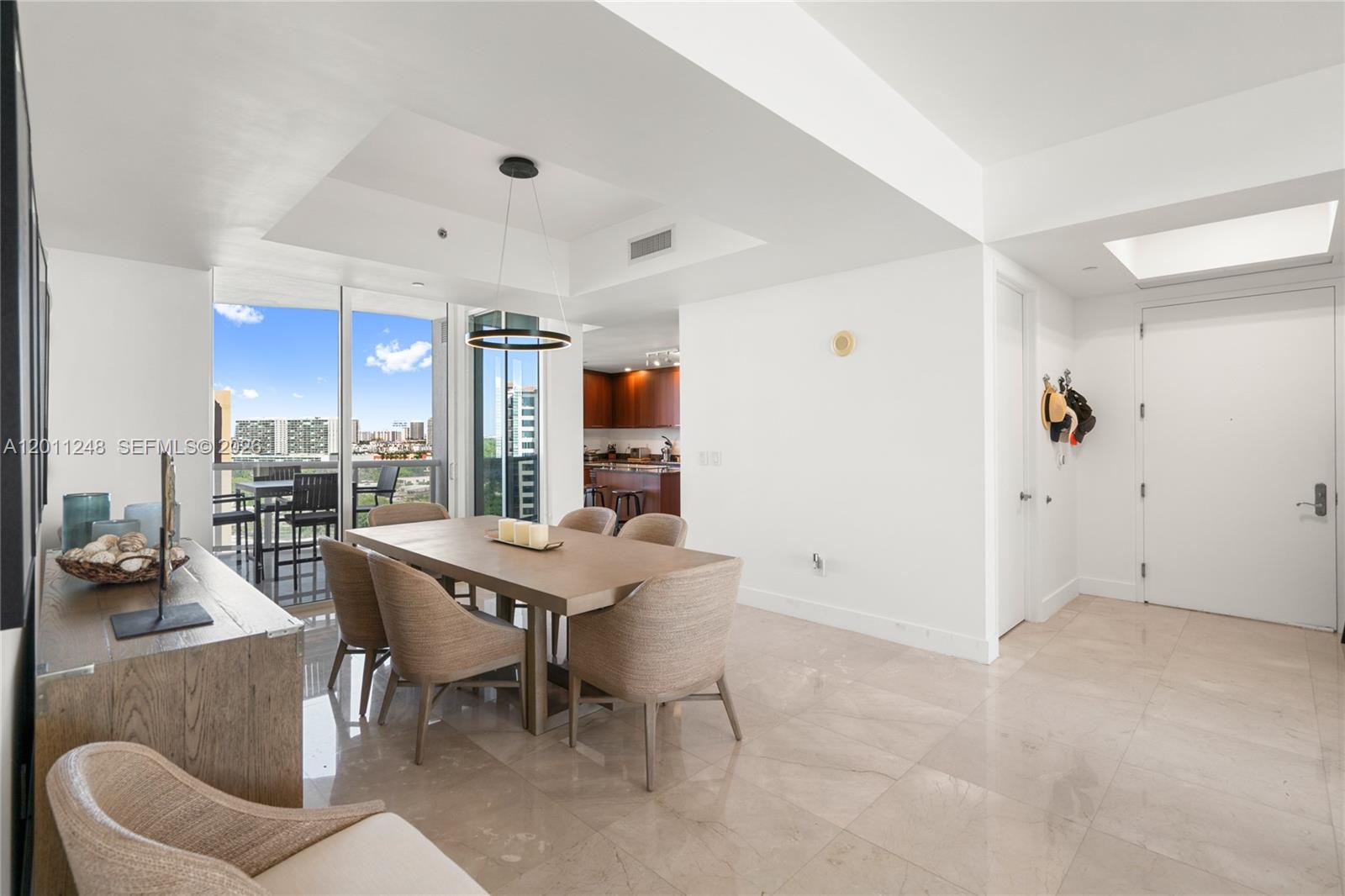 TRUMP TOWER II CONDO - Residential