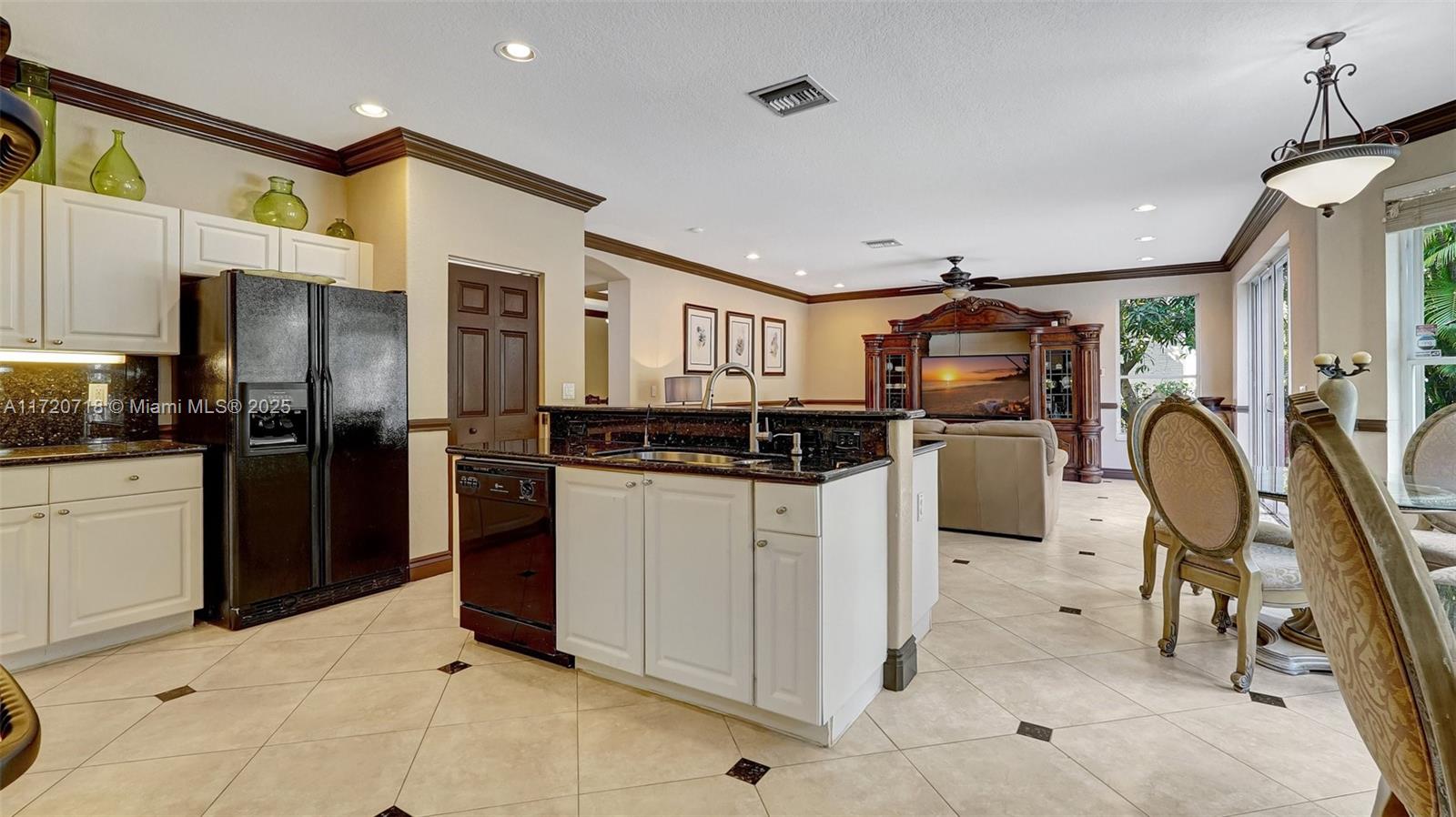 SILVER SHORES (PARCELS A - Residential