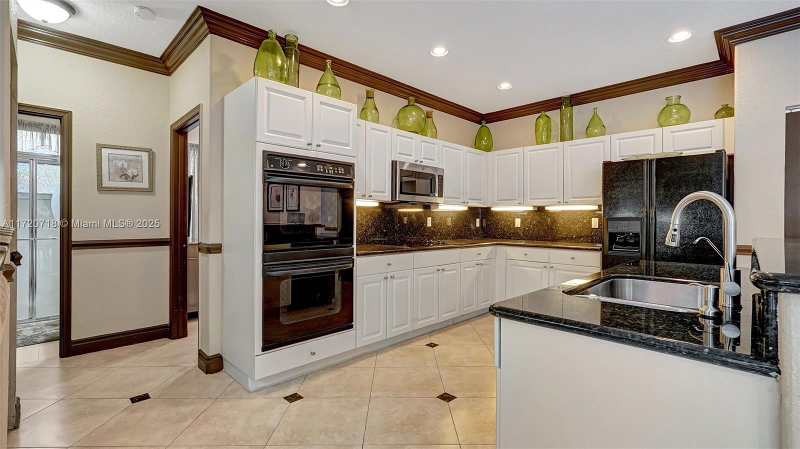 SILVER SHORES (PARCELS A - Residential