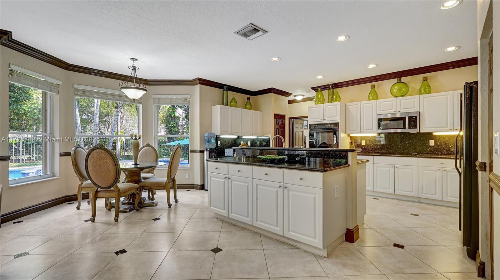 SILVER SHORES (PARCELS A - Residential